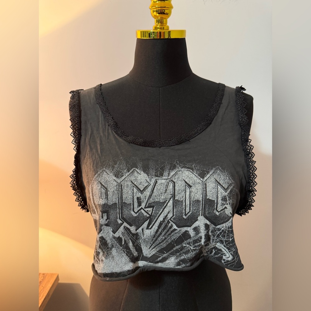 2/$30 👚- Fashion Nova Black Graphic AC/DC Crop Top